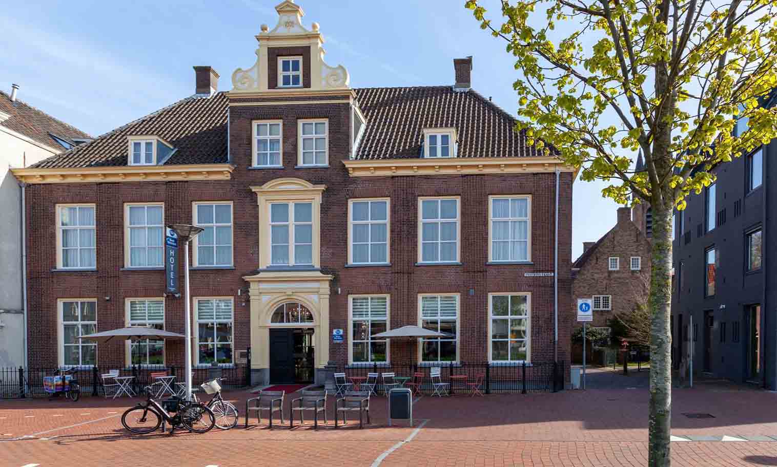 Ontdek de Historische Hotels van Delft: Verblijf in Koninklijke Luxe Ontdek de Historische Hotels van Delft: Verblijf in Koninklijke Luxe
